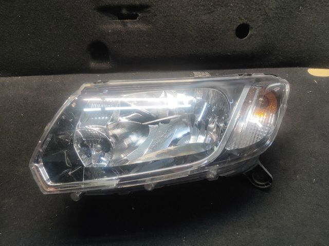 Основна фара в зборі ліва 260601236R RENAULT