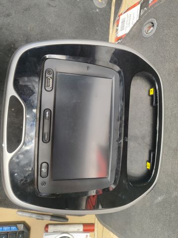 Магнітола 281150198R RENAULT