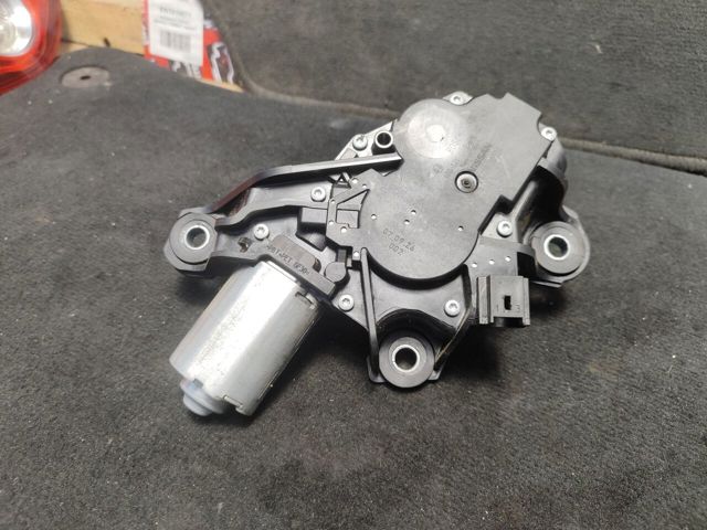 Склоочисник дверей задка 28710JD000 NISSAN