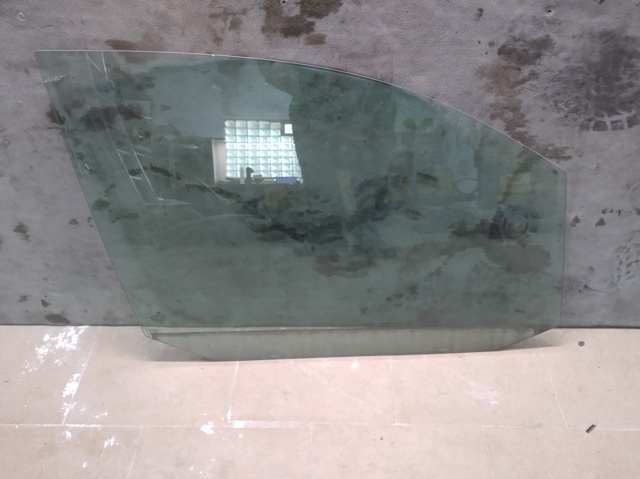 Б/у стекло передней правой двери volkswagen caddy iii  (2009) код: нф-00008464 2K0845202C