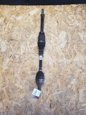 Привід передній правий 39100JD02B NISSAN