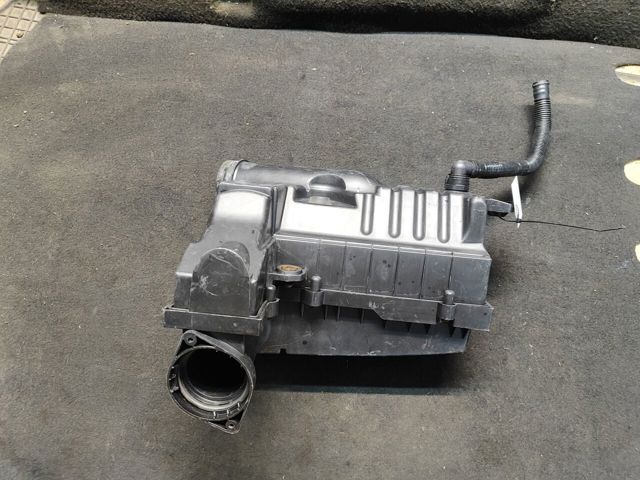 Корпус повітряного фільтра 3C0129607BD VAG