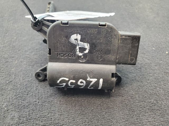 Мотор заслінки печі 3C0907511 VAG