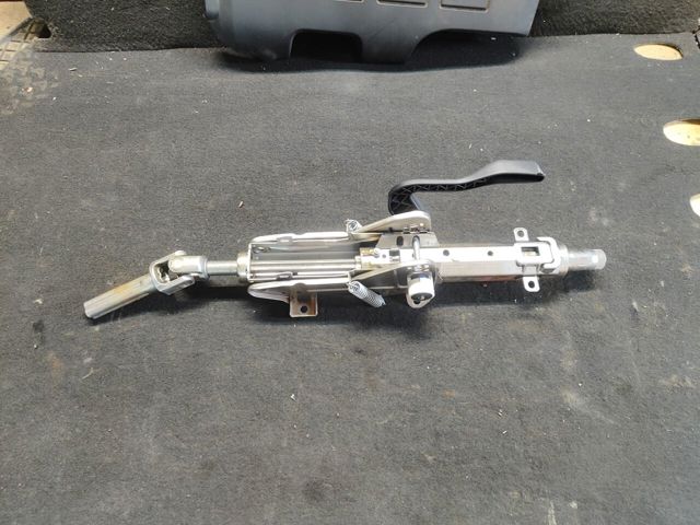 Колонка рульова 3T2419502 VAG