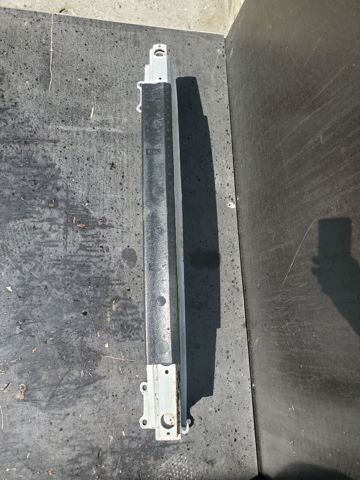 Буфер бампера заднього 3T5807305C VAG