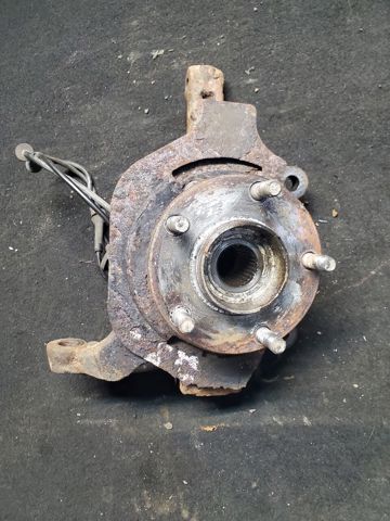 Вісь передня і поворотні кулаки 40014CN000 NISSAN
