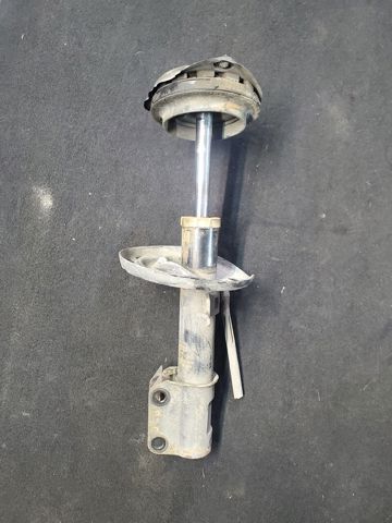 Стійка передня 543020008R RENAULT