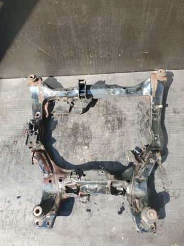 Передня балка 54400CA00A NISSAN