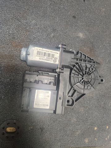 Кнопки склопідйомника 5K0959792A VAG