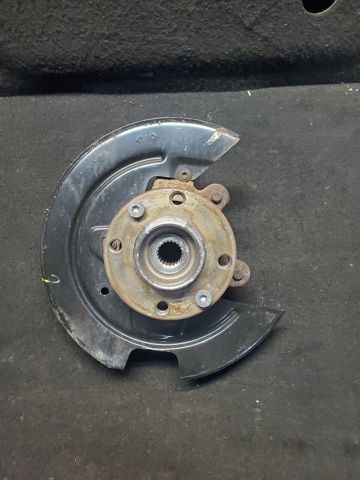 Цапфа поворотна права 6001548866 RENAULT