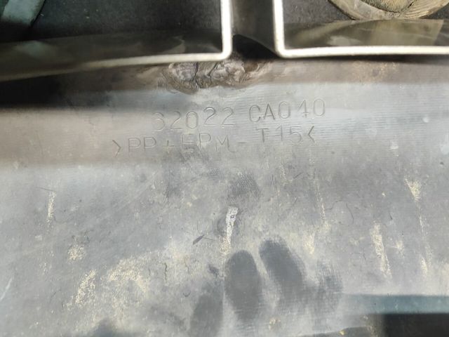 Буфер (бампер) передній 62022CA040 NISSAN