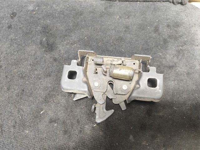 Замок капота 656015563R RENAULT