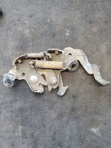 Замок кришки капота 65601JD000 NISSAN