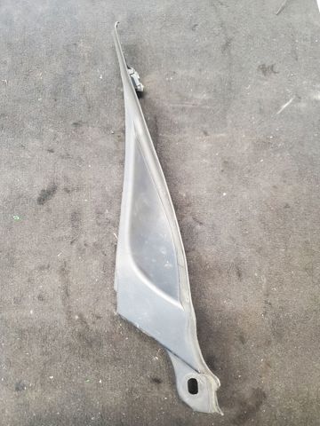 Заглушка жабо збоку 668620007R RENAULT