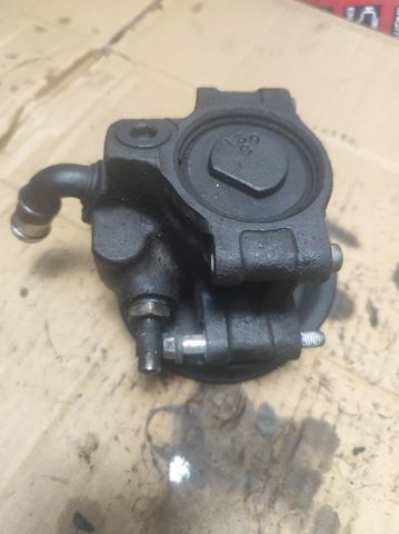 Насос рульового механізму 6C113A696AJ FORD