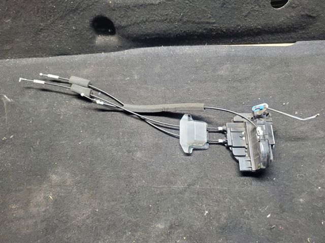 Замок дверей водія 80501CB80B NISSAN