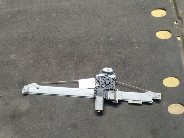 Склопідйомник з електродвигуном 807216280R RENAULT