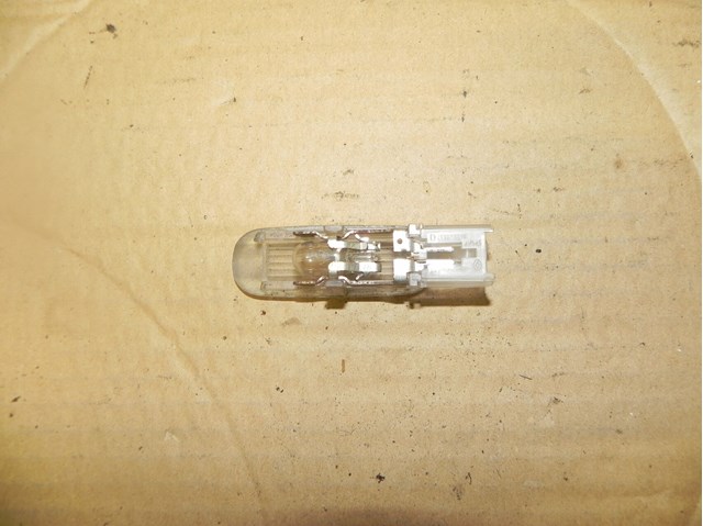 Б/у лампа подсветки renault megane ii  (2005) код: нф-00004583 8200120715