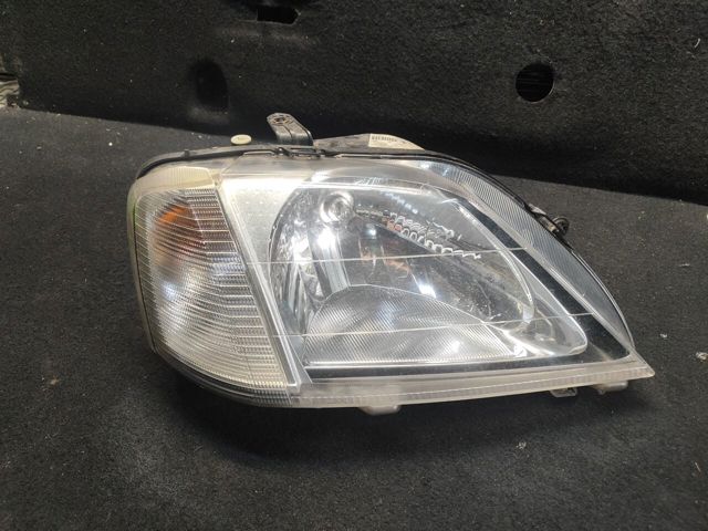 Права блок фара 8200211006 RENAULT