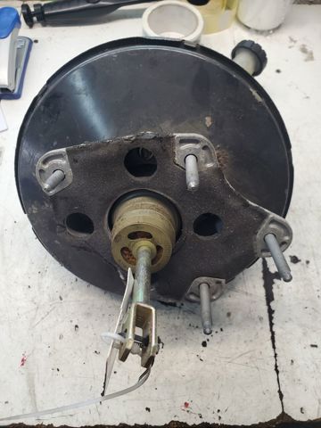 Підсилювач гальм вакуумний 8200249245 RENAULT
