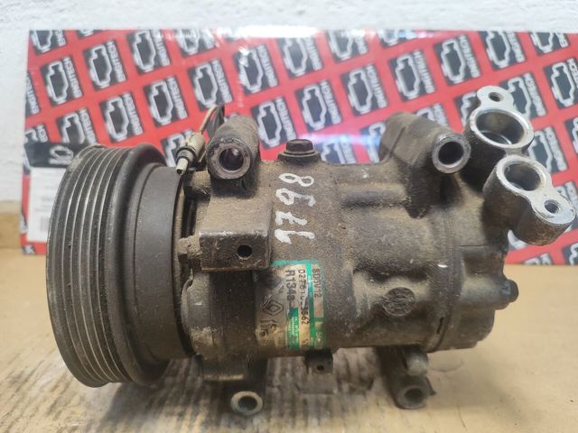 Компресор кліматичної установки 8200315744 RENAULT