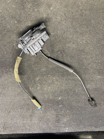 Замок задніх лівих распашних дверей 8200497672 RENAULT
