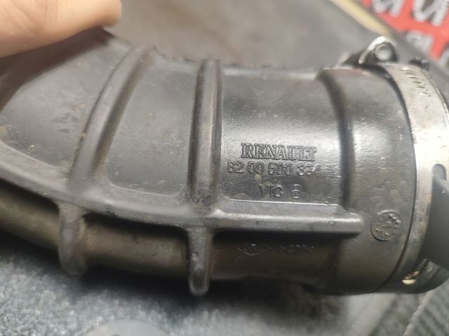 Патрубок повітряний, вихід повітряного фільтра 8200500384 NISSAN