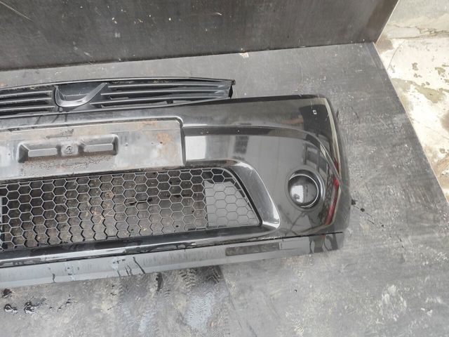 Буфер (бампер) передній 8200526596 RENAULT