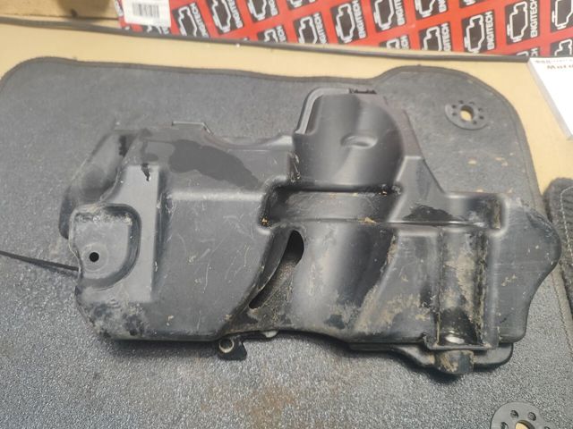 Екран двигуна 8200549100 NISSAN