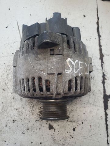 Б/у генератор renault scenic ii 2.0  (2005) код: 1376