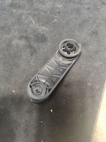 Ручка підйому скла дверей, переднього 8200673745 RENAULT