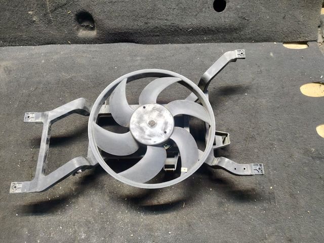 Електровентилятор охолодження 8200779073 RENAULT