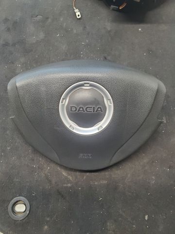 Установка подушки безпеки водія 8200823307 RENAULT