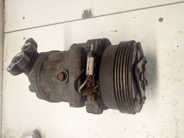 Насос кондиціонера 8200840770 RENAULT