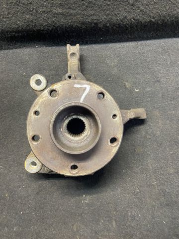 Цапфа поворотного кулака 8200881824 RENAULT
