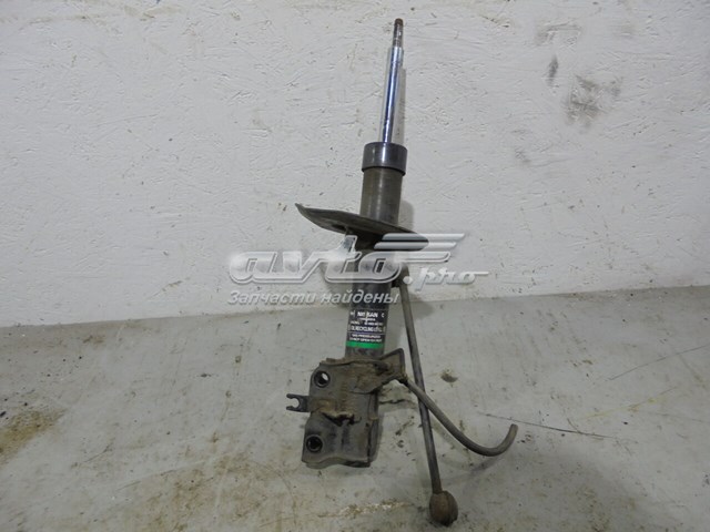 Стійка передня права 824903002933 NISSAN
