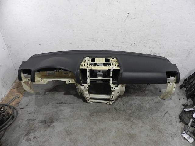 Передня панель 847103E010CQ HYUNDAI