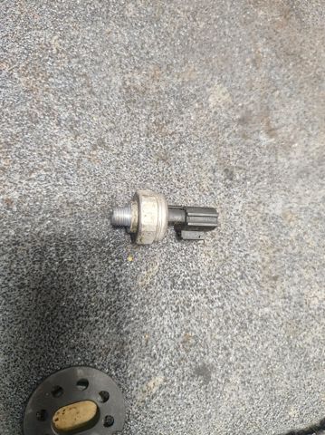 Клапан тиску кондиціонера 921366J010 NISSAN