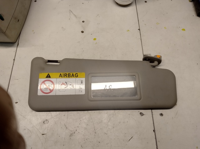 Козирок протисонячний 964001901R RENAULT