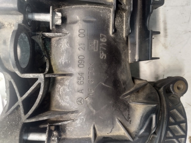 Колектор впускний A6540902100 MERCEDES