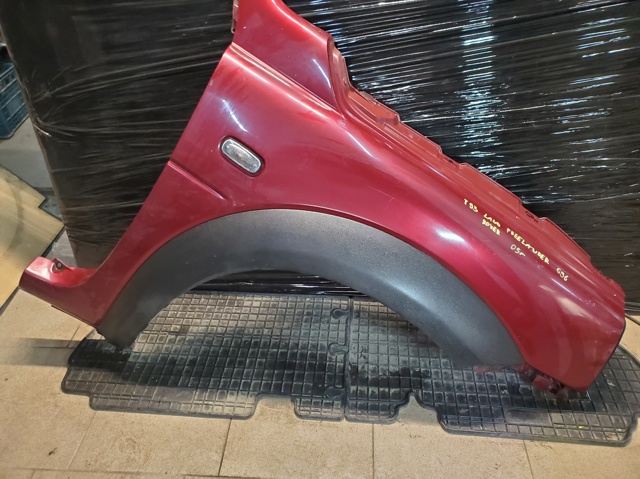Переднє праве крило ASB490120 LAND ROVER