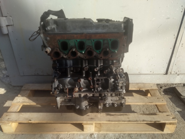 Двигун у зборі C9DB FORD