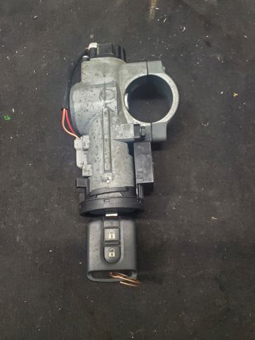 Замок запалювання D8700JD000 NISSAN