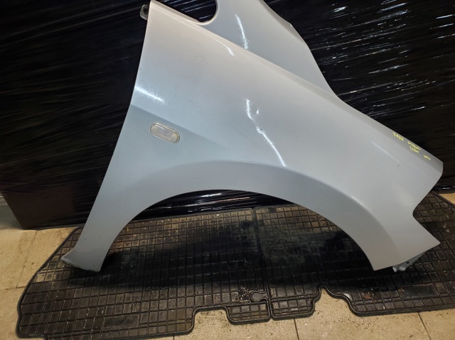 Переднє праве крило F3100ZW5MA NISSAN