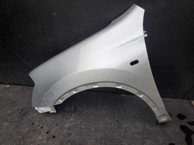 Переднє ліве крило F3101JD0M0 NISSAN