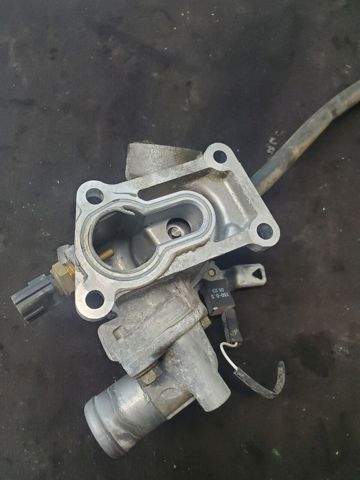 Корпус термостата в зборі MD375062 MITSUBISHI