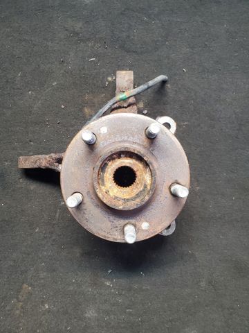 Цапфа поворотна права MR491326 MITSUBISHI