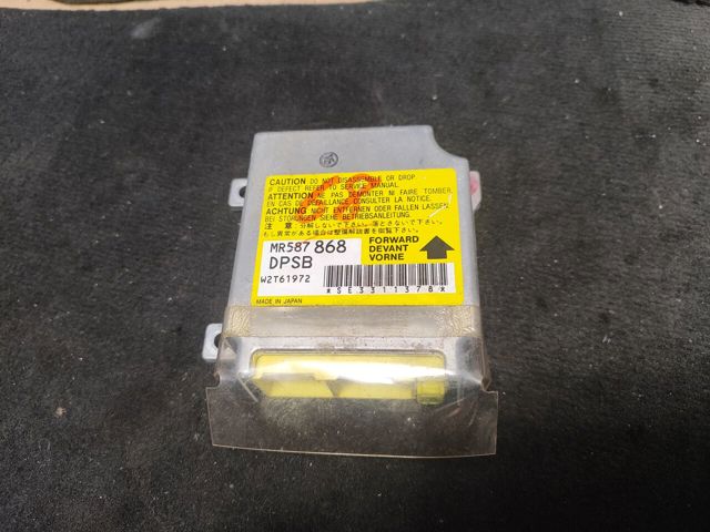 Модуль-процесор управління подушки безпеки MR587868 MITSUBISHI