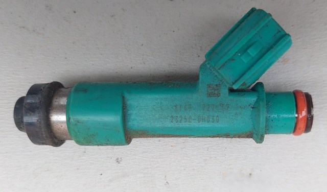 Форсунка паливна 2325031030 TOYOTA