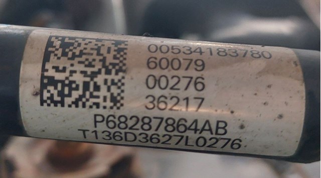 Напіввісь задня 68287864AB CHRYSLER